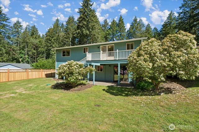 870 Kamus Place, Fox Island, WA 98333