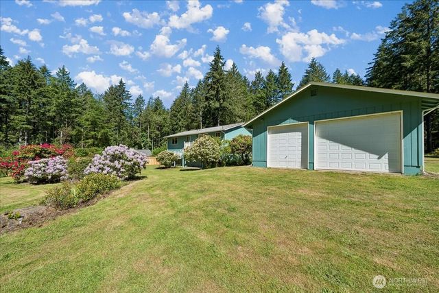 870 Kamus Place, Fox Island, WA 98333