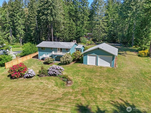 870 Kamus Place, Fox Island, WA 98333