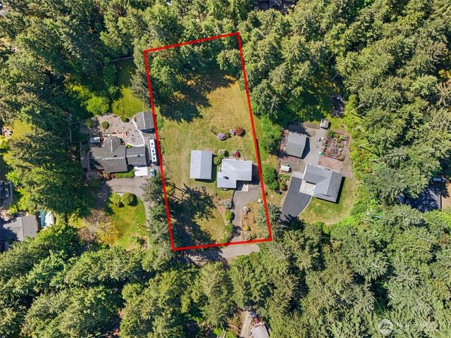 870 Kamus Place, Fox Island, WA 98333