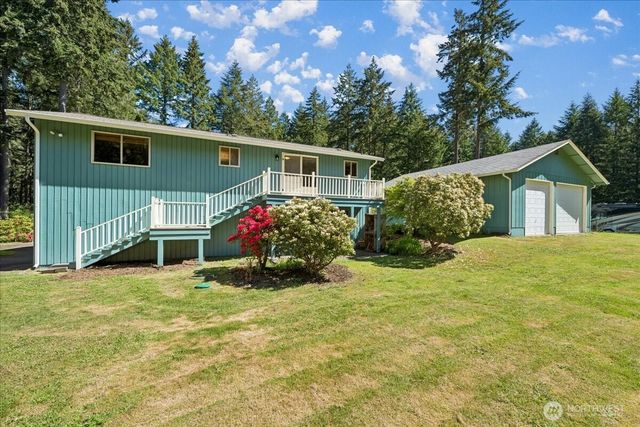 870 Kamus Place, Fox Island, WA 98333
