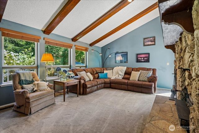 870 Kamus Place, Fox Island, WA 98333