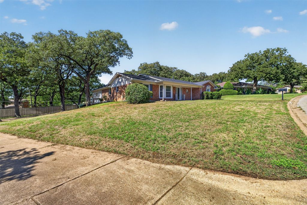 6109 Price Drive, North Richland Hills, TX 76180 — photo 3