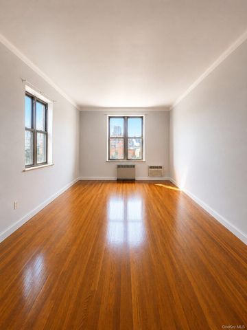 6615 Wetherole Street C11, Rego Park, NY 11374