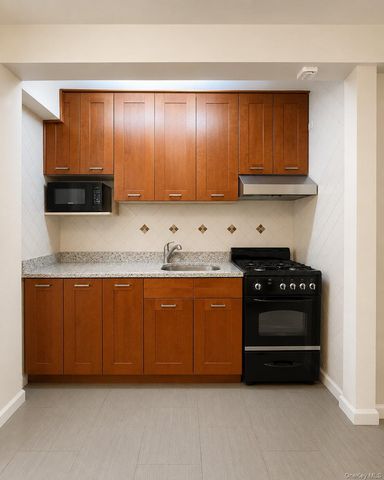 6615 Wetherole Street C11, Rego Park, NY 11374