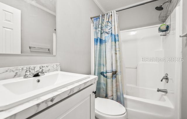 14 Palm Point Rd, Beaufort, SC 29907