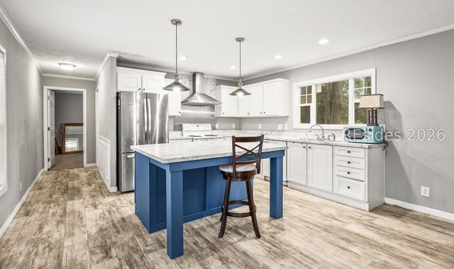 14 Palm Point Rd, Beaufort, SC 29907