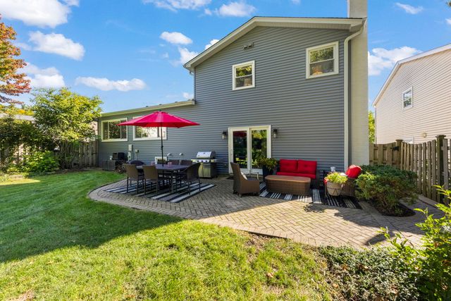 314 Collen Drive, Lombard, IL 60148