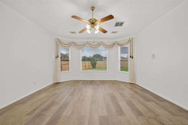 2103 Five Iron Drive, Houston, TX 77089