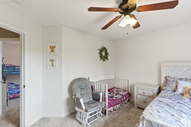 3467 Melrose Dr, Clarksville, TN 37042