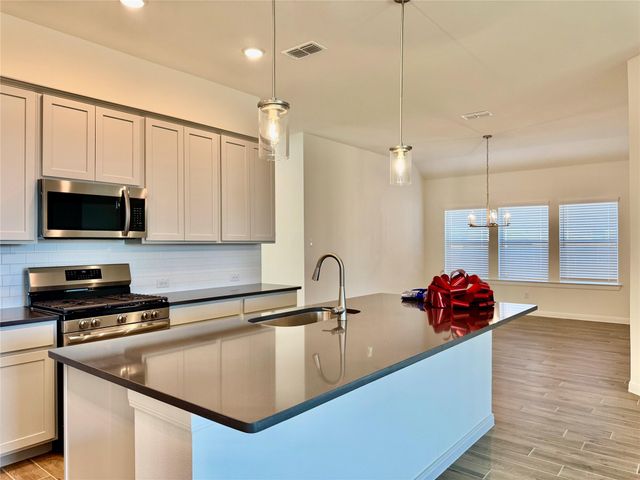 8923 Moose Trail, Manvel, TX 77578