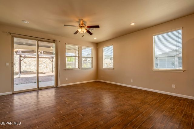 2200 Willie Mier Street, El Paso, TX 79911