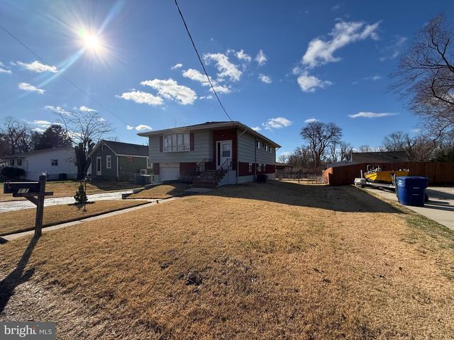 11 GRAND AVE, Trenton, NJ 08620