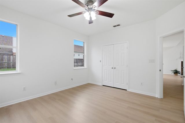 519 Mattie Lane, Lake Dallas, TX 75065