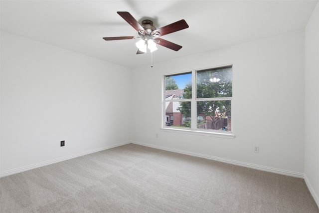 519 Mattie Lane, Lake Dallas, TX 75065