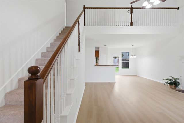 519 Mattie Lane, Lake Dallas, TX 75065