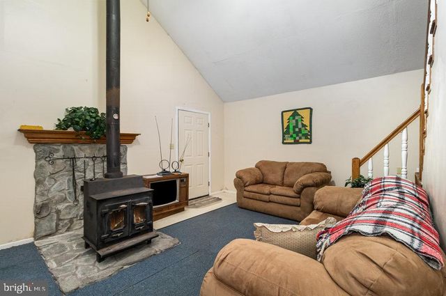 76 PHEASANT TRL, Orrtanna, PA 17353