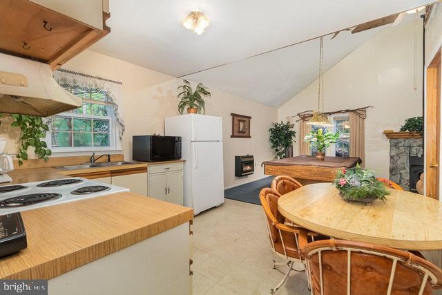 76 PHEASANT TRL, Orrtanna, PA 17353