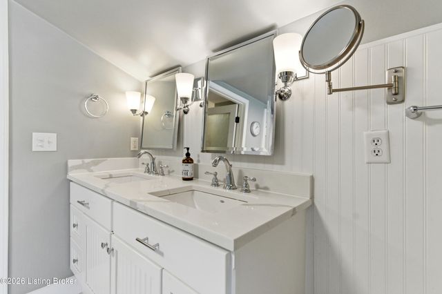 1619 Edgeland Ave, Louisville, KY 40204