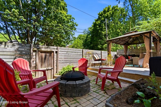 1619 Edgeland Ave, Louisville, KY 40204