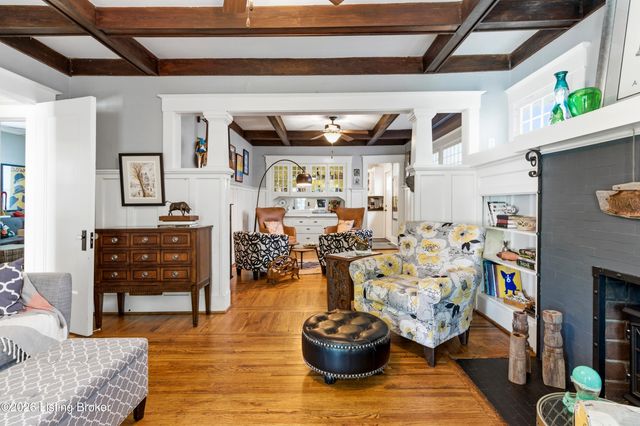 1619 Edgeland Ave, Louisville, KY 40204