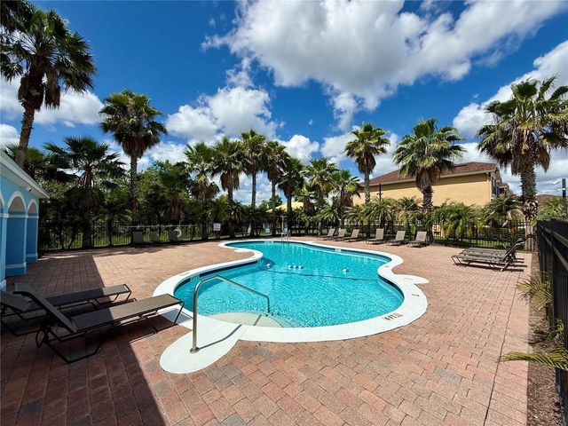 823 PINE POINTE LANE, Orlando, FL 32828