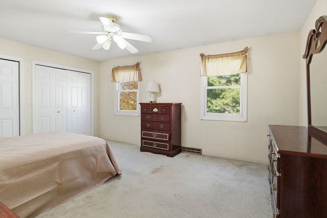 200 Lambert Terr 70, Chicopee, MA 01020