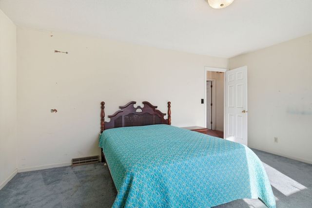 200 Lambert Terr 70, Chicopee, MA 01020