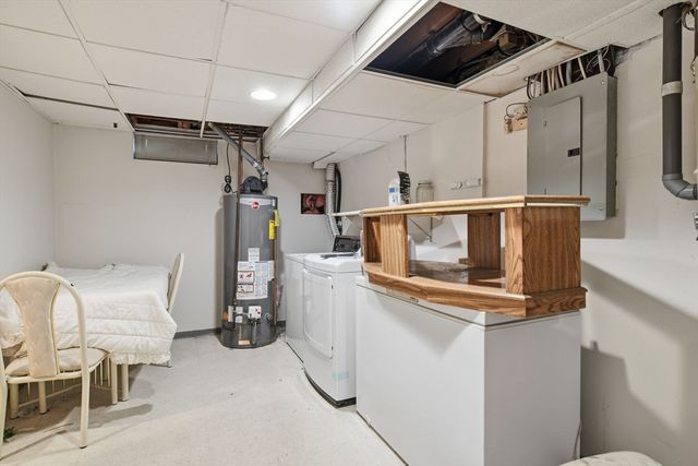 200 Lambert Terr 70, Chicopee, MA 01020