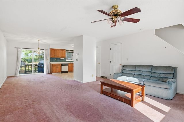 200 Lambert Terr 70, Chicopee, MA 01020