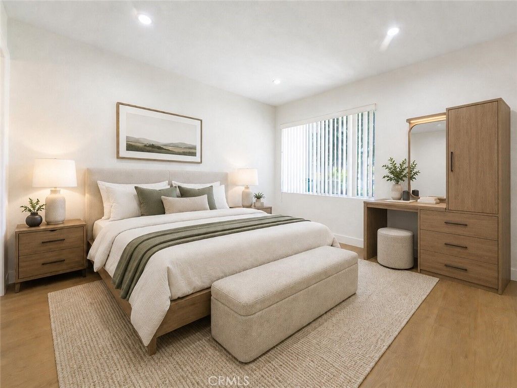 Image 17 of property listing at 21203 Trumpet Drive 102, Newhall, CA 91321