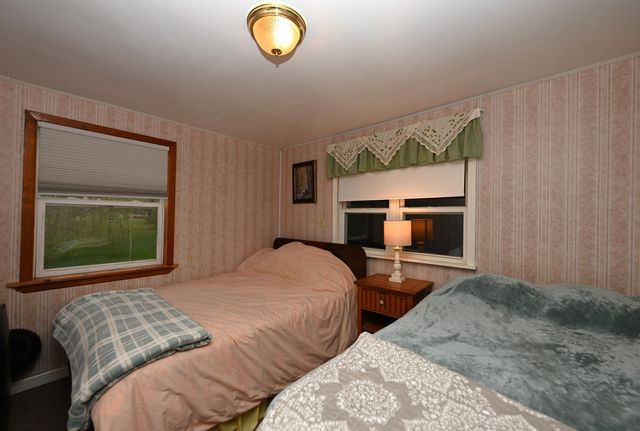 140 S 700 E, Knox, IN 46534