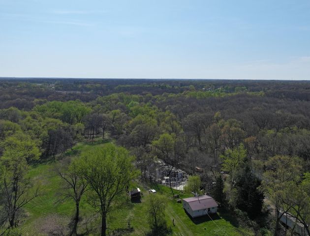 140 S 700 E, Knox, IN 46534