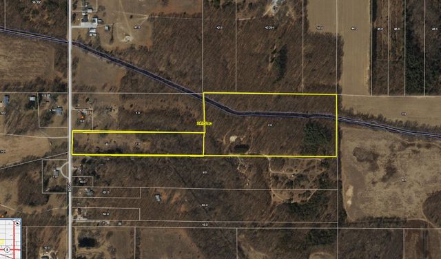 140 S 700 E, Knox, IN 46534