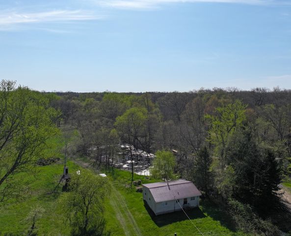 140 S 700 E, Knox, IN 46534