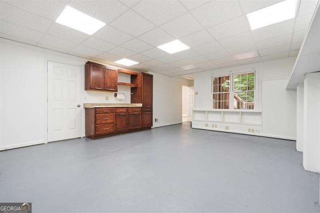 714 Players Court, Woodstock, GA 30189