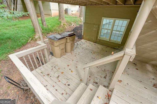 714 Players Court, Woodstock, GA 30189