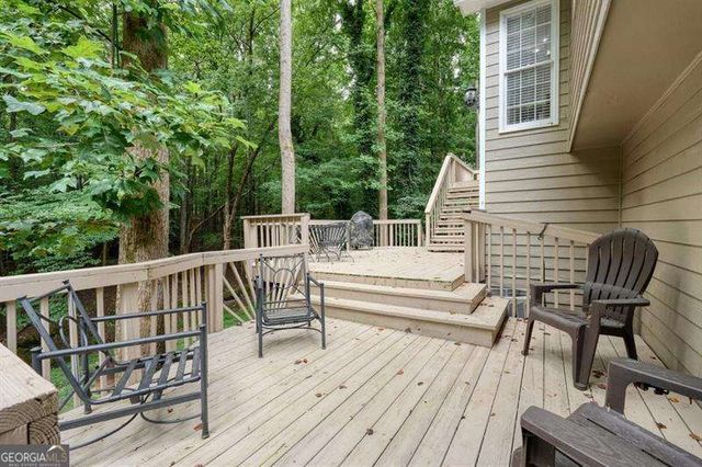 714 Players Court, Woodstock, GA 30189