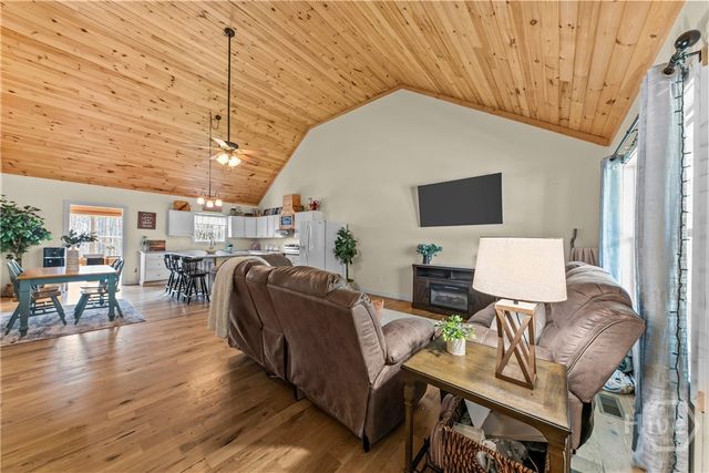 1687 Leon Ellis Road, Hull, GA 30646