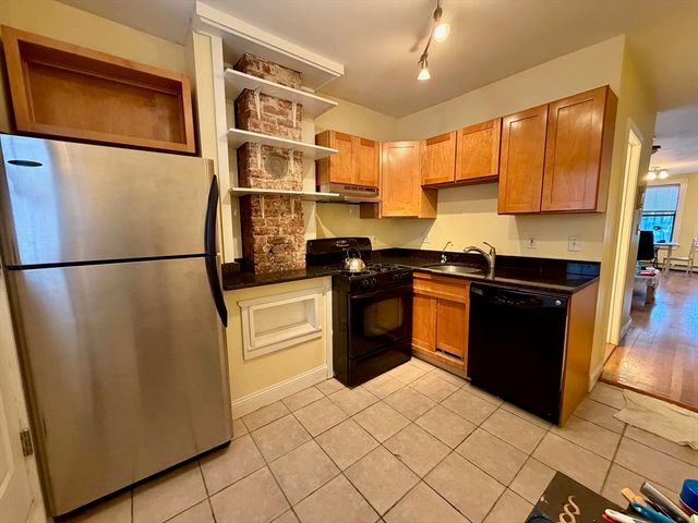 41 Thorndike St 1, Boston, MA 02118