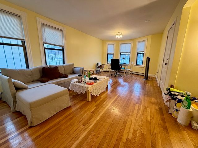 41 Thorndike St 1, Boston, MA 02118