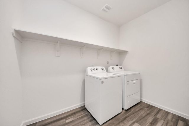 1812 Corsica Creek Lane, Rosharon, TX 77583