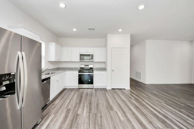 1812 Corsica Creek Lane, Rosharon, TX 77583