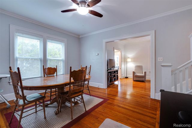 2240 BIDDLE Avenue, Wyandotte, MI 48192