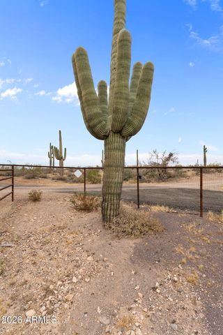 41711 N US HWY 60 --, Morristown, AZ 85342