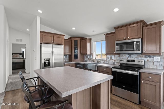 41711 N US HWY 60 --, Morristown, AZ 85342