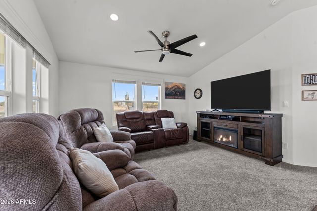 41711 N US HWY 60 --, Morristown, AZ 85342