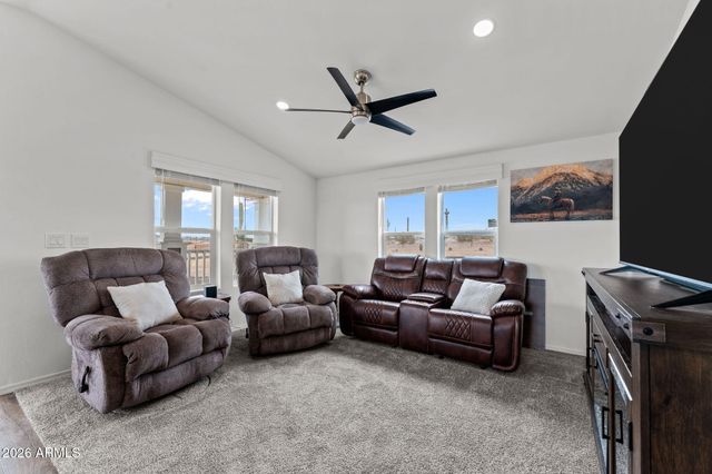 41711 N US HWY 60 --, Morristown, AZ 85342