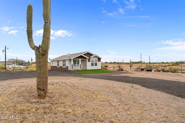 41711 N US HWY 60 --, Morristown, AZ 85342
