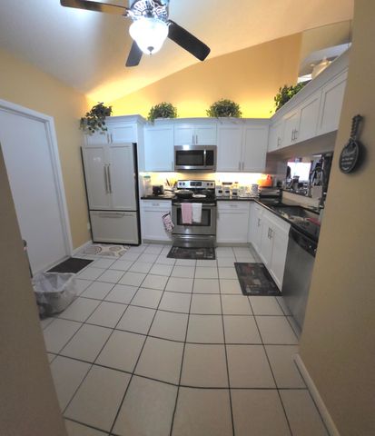 8279 NW 70th Street 8279, Tamarac, FL 33321